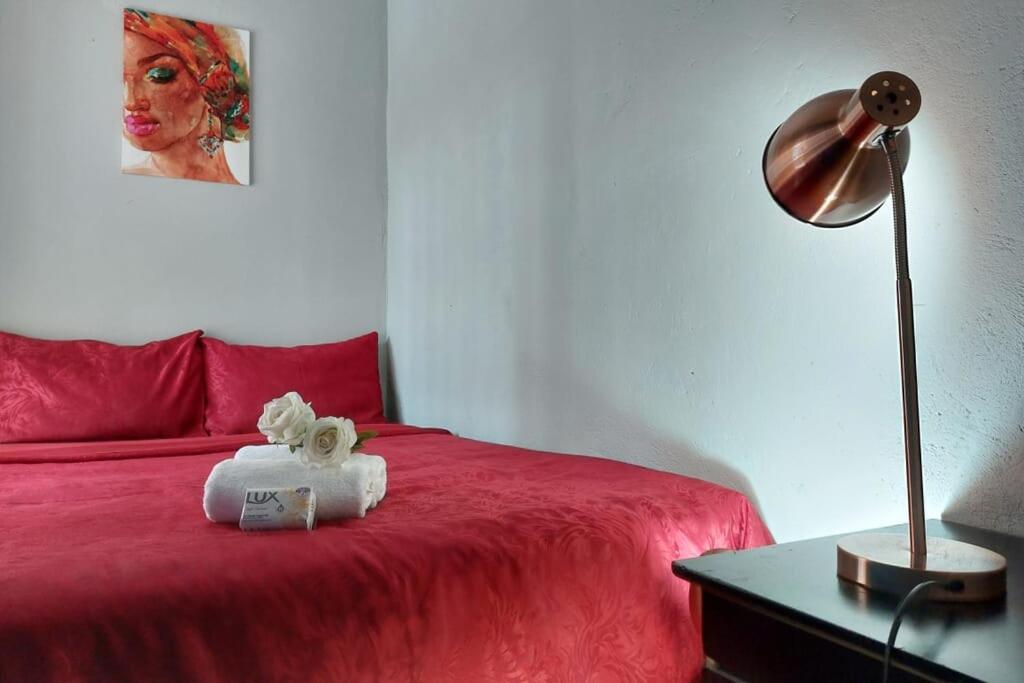 Cozy Hatfield Condo Pretoria Bagian luar foto