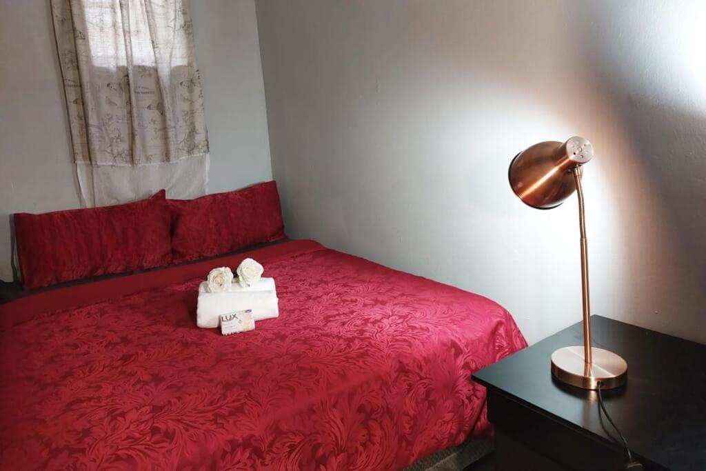 Cozy Hatfield Condo Pretoria Bagian luar foto