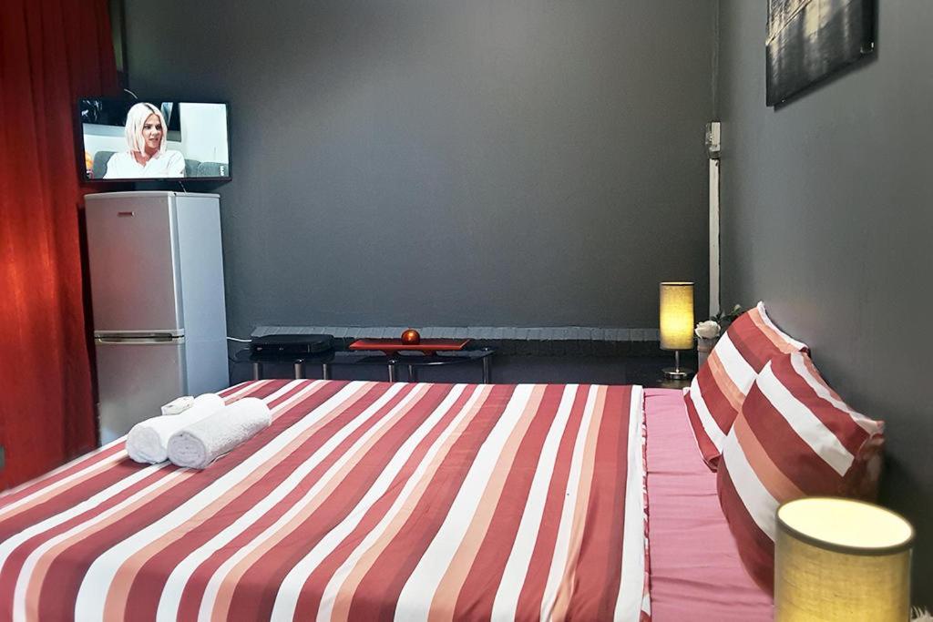Cozy Hatfield Condo Pretoria Ruang foto